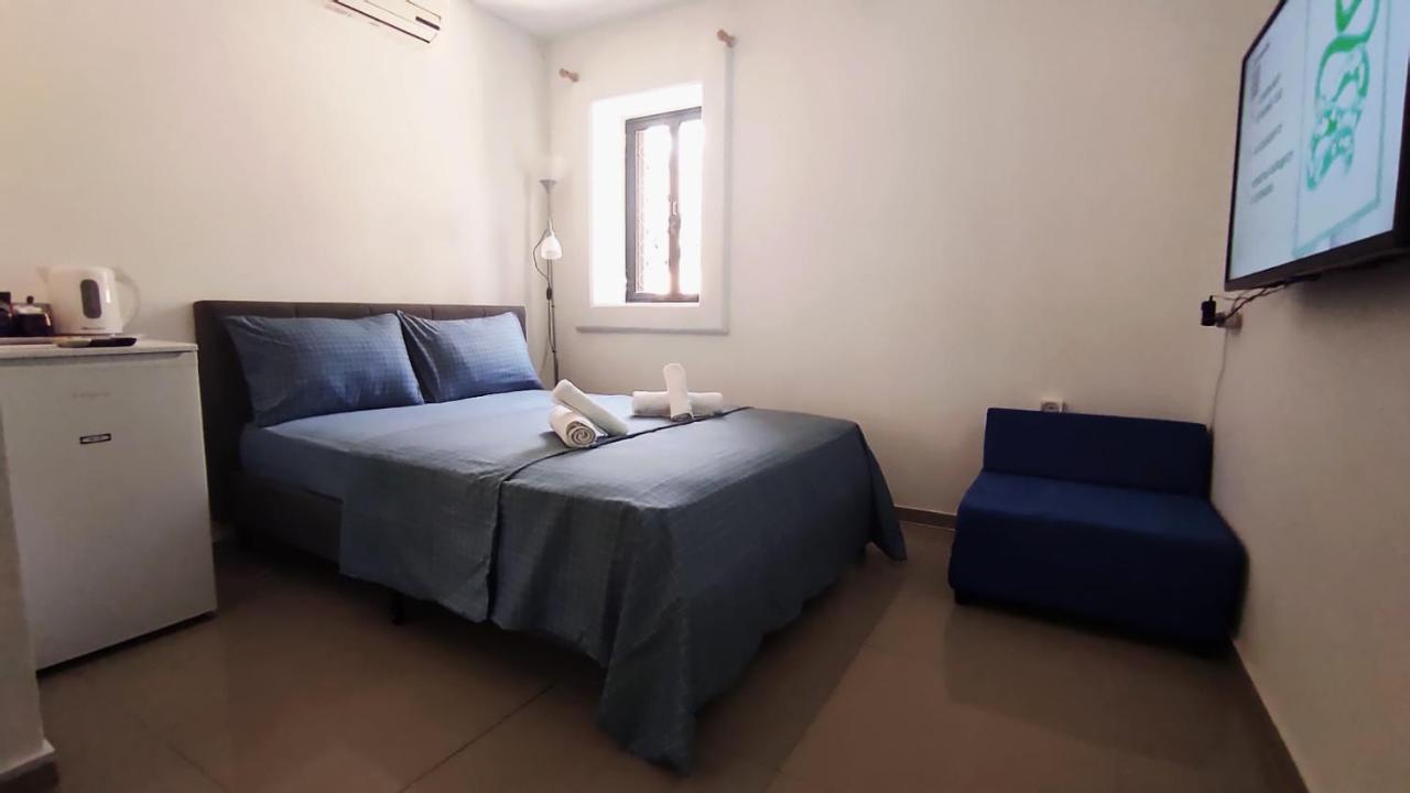 Guest House "Villa Klara Eilat" Heated Pool And Sauna All Year Round Extérieur photo