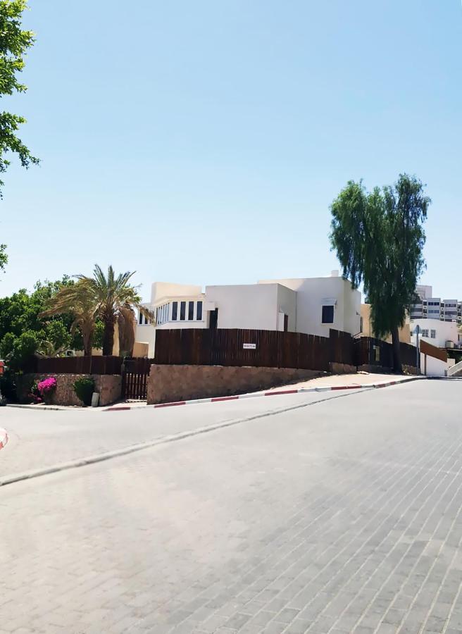 Guest House "Villa Klara Eilat" Heated Pool And Sauna All Year Round Extérieur photo