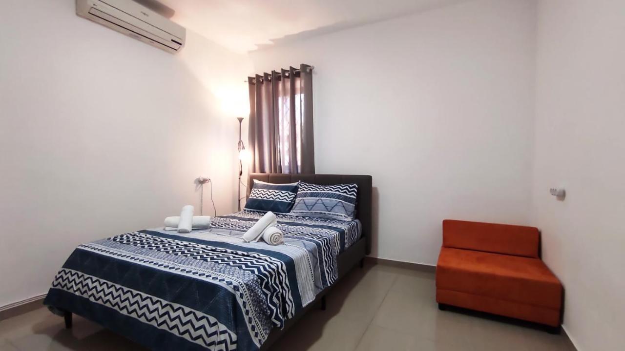 Guest House "Villa Klara Eilat" Heated Pool And Sauna All Year Round Extérieur photo